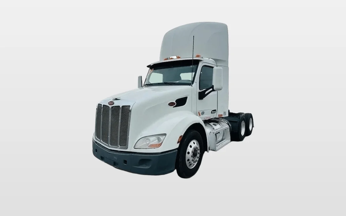 2020 Peterbilt 579 - image 1