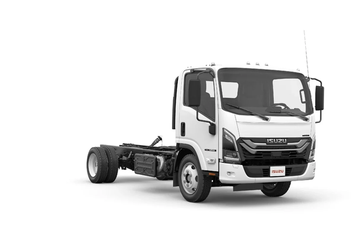 2026 Isuzu NRR in Wilmington, MA