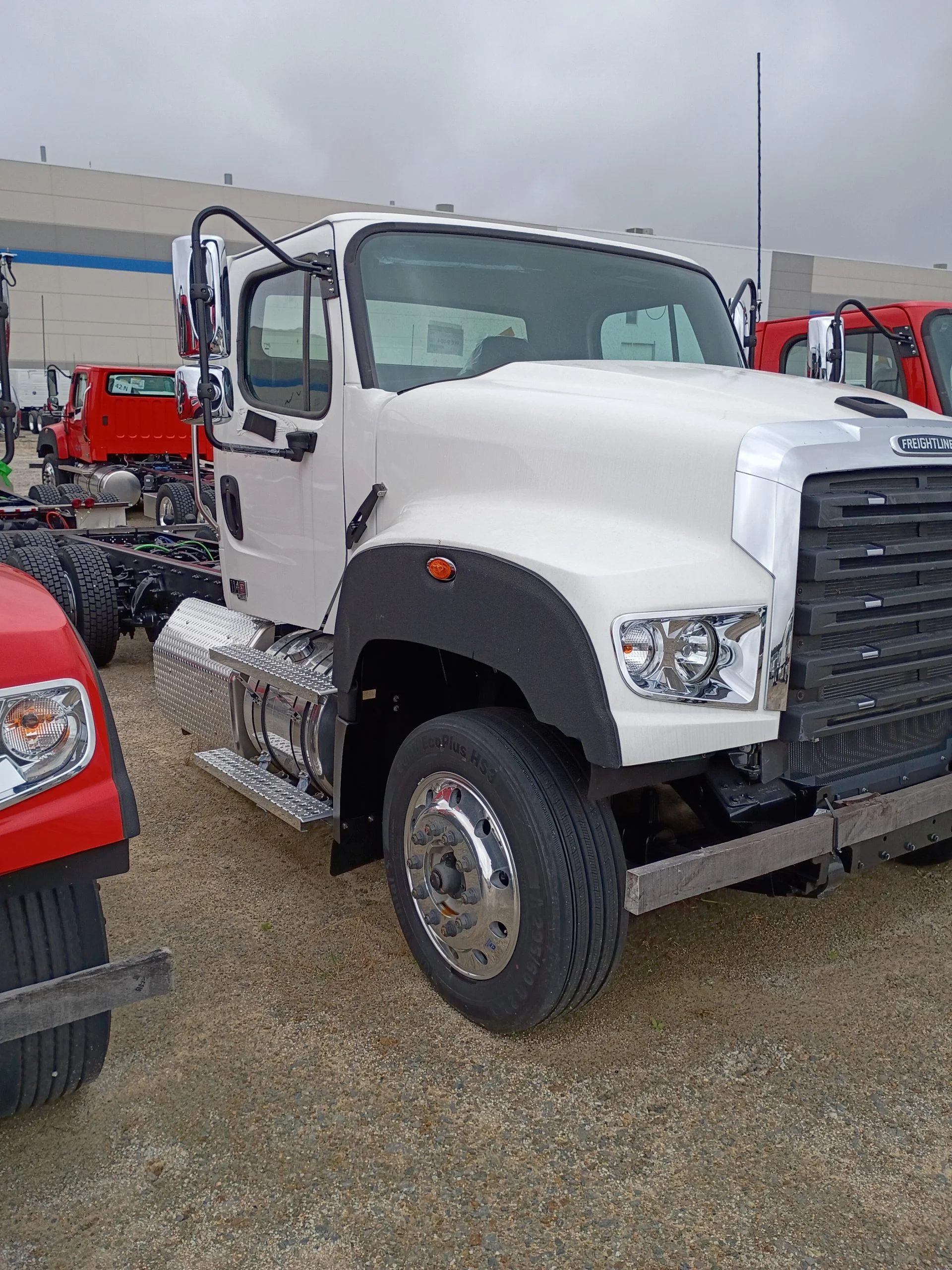 2025 Freightliner 114SD in GA — photo 2