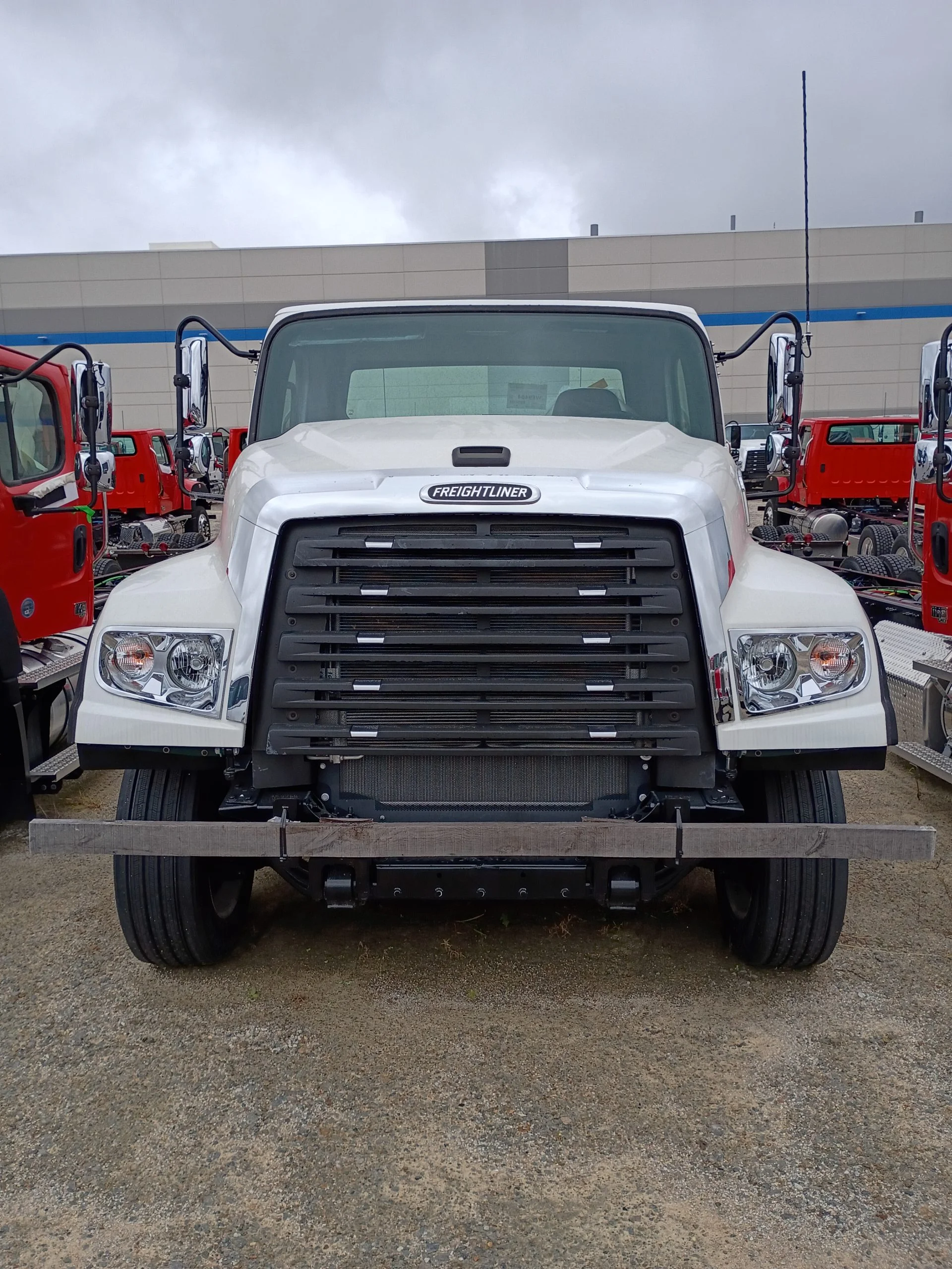 2025 Freightliner 114SD in GA