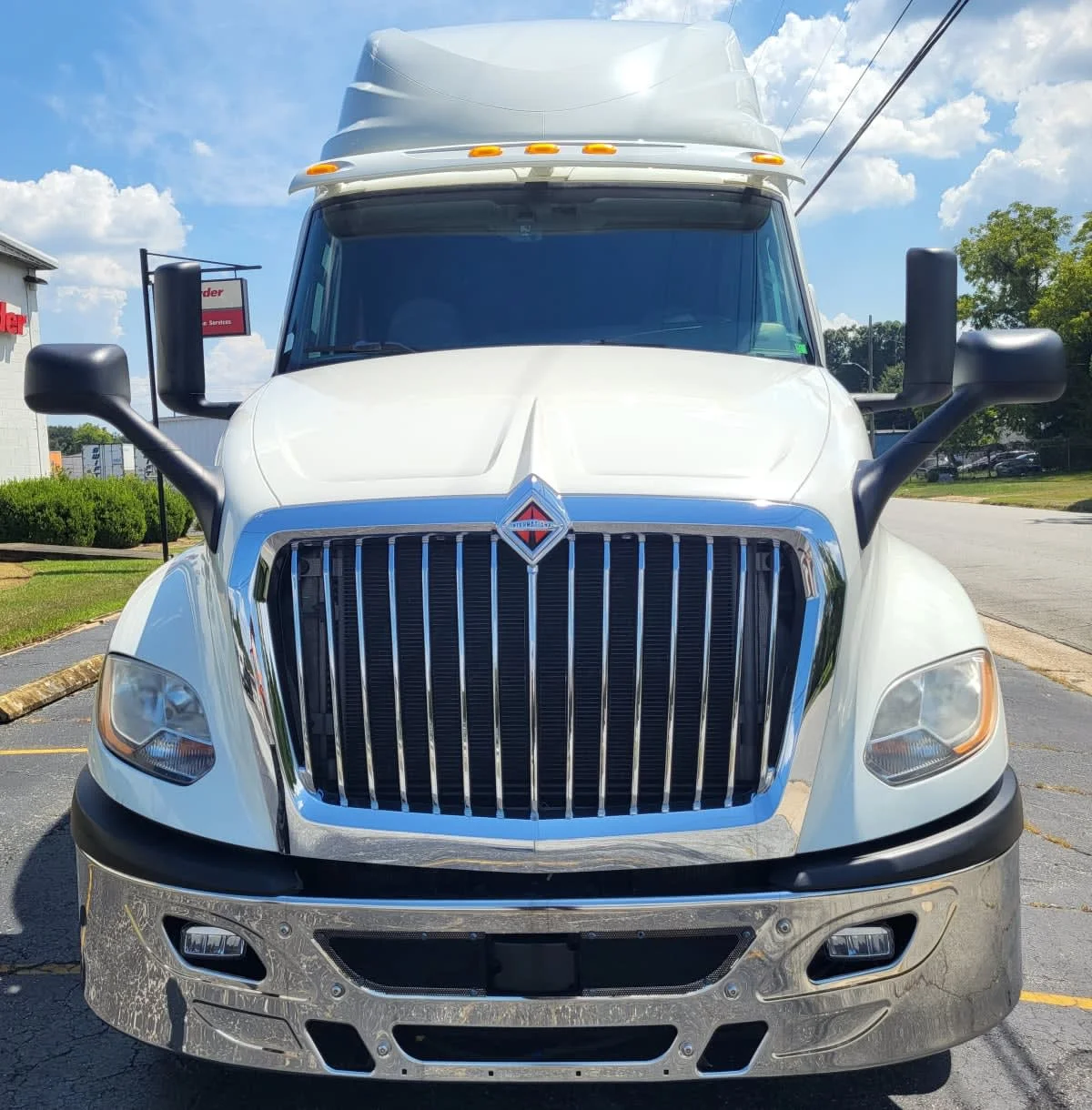 2020 International LT in Atlanta, GA — photo 2