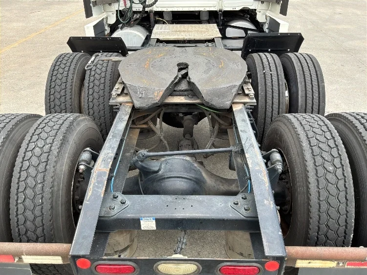 2020 Freightliner Cascadia in Montgomery, AL — photo 6