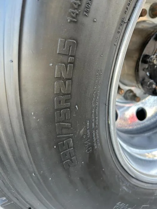 2021 Peterbilt 579 - image 10