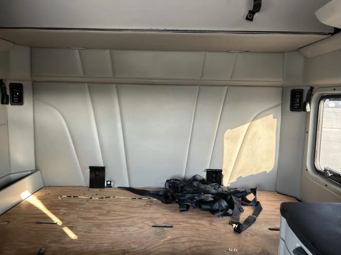 2021 Peterbilt 579 - image 33