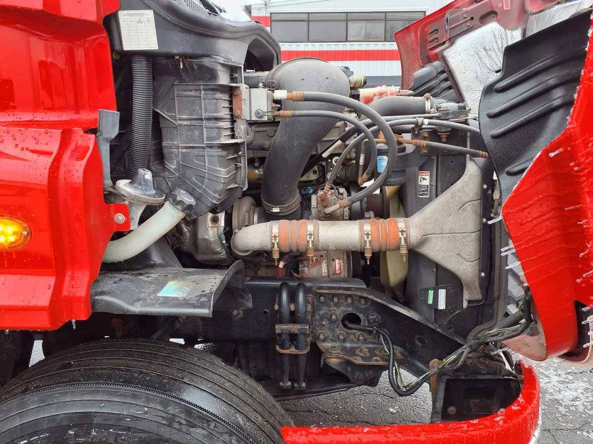 2019 Freightliner Cascadia in Salisbury, MA — photo 11