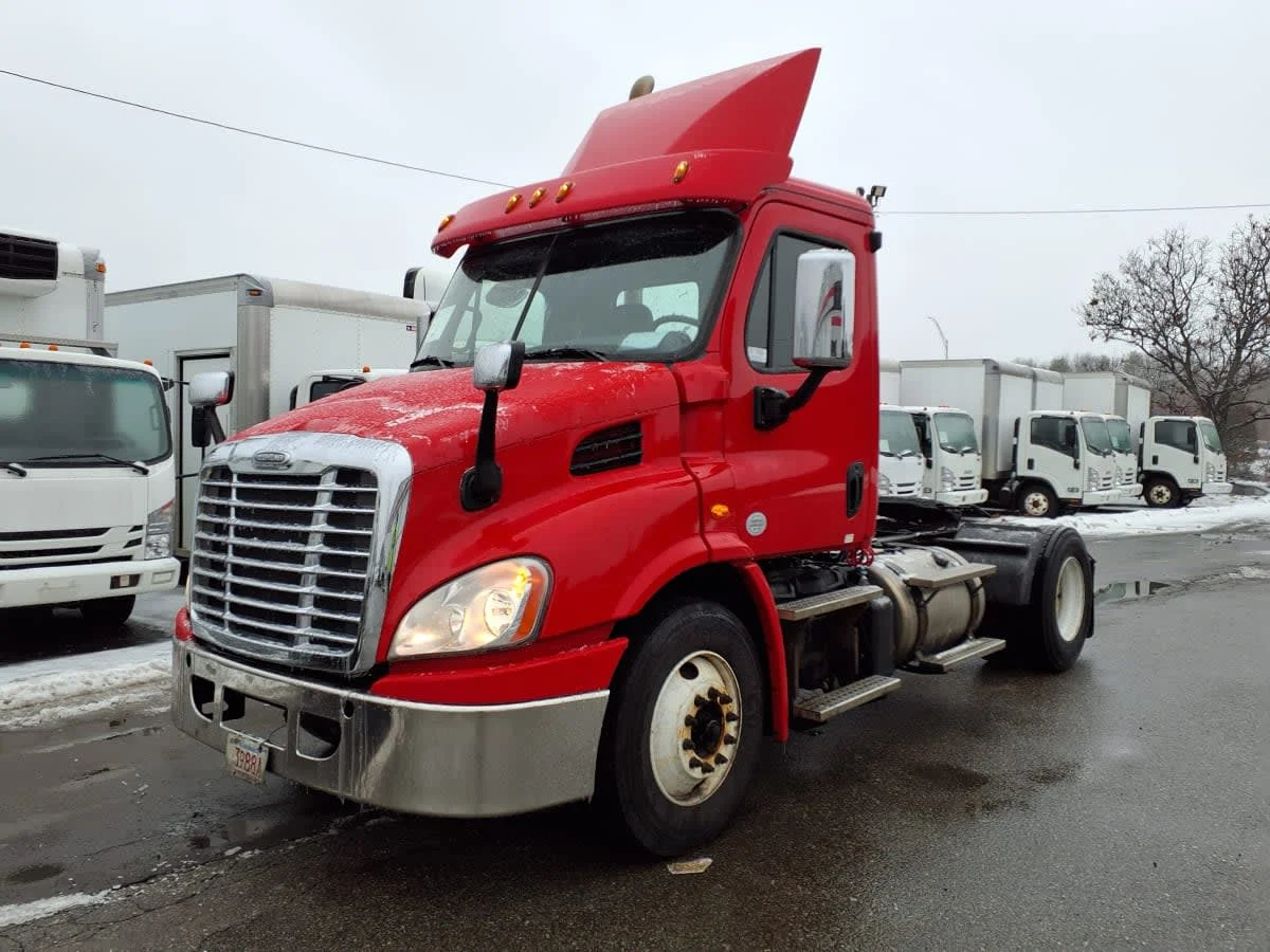 2019 Freightliner Cascadia in Salisbury, MA