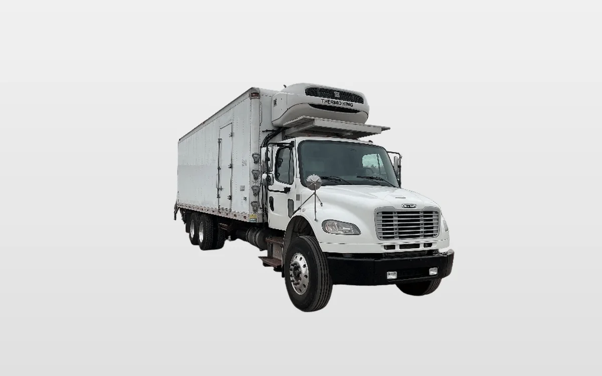 2019 Freightliner M2 106 - image 1