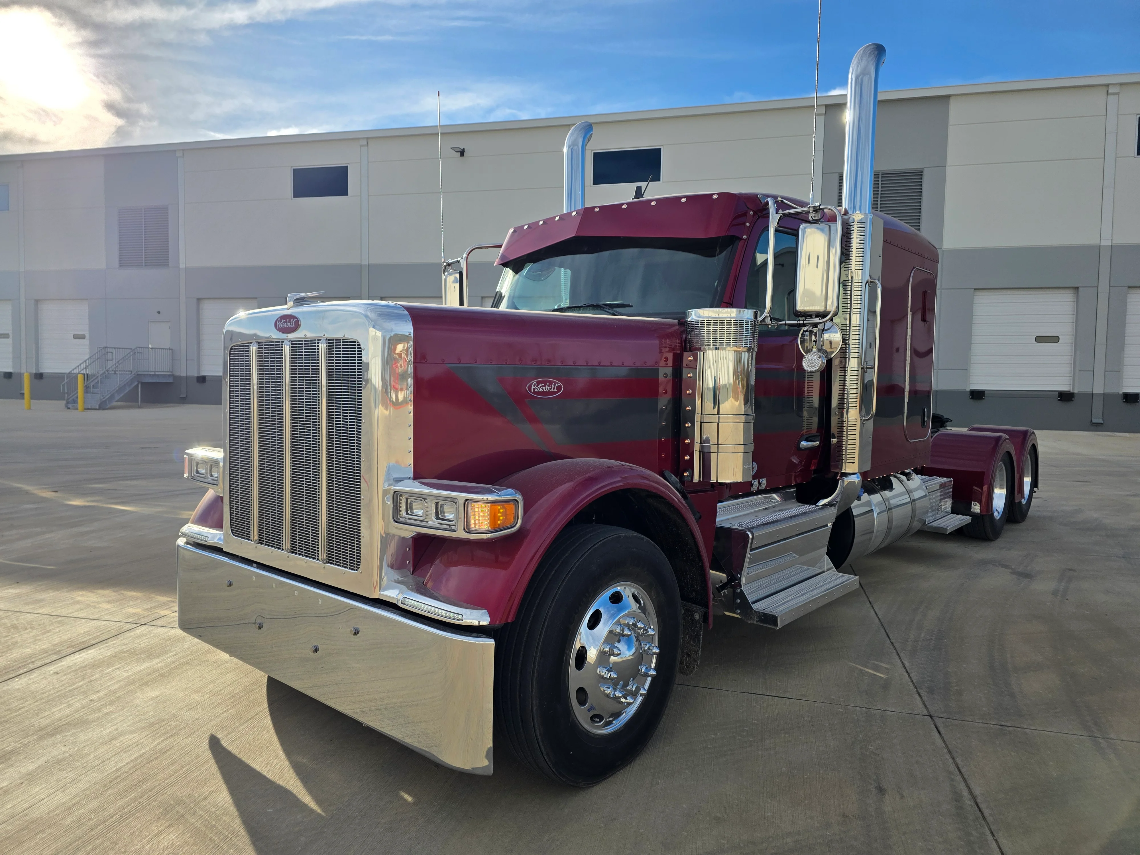 2026 Peterbilt 589 in Louisville, KY