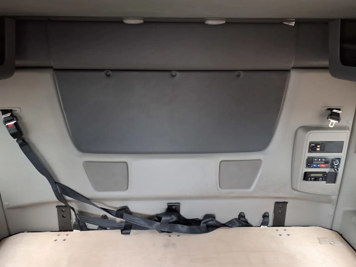 2019 International LT in Dallas, TX — photo 8