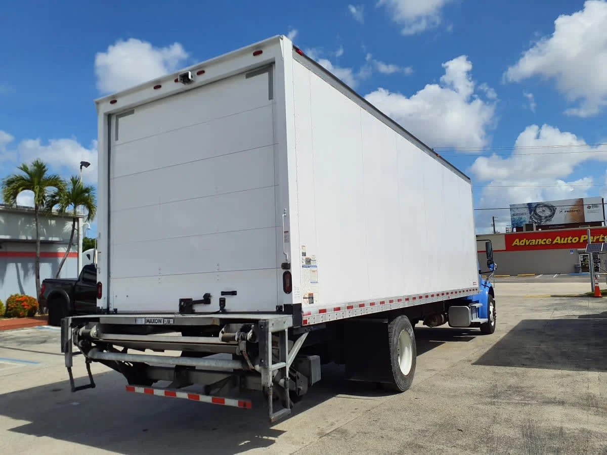 2020 Freightliner M2 106 in Miami, FL — photo 4