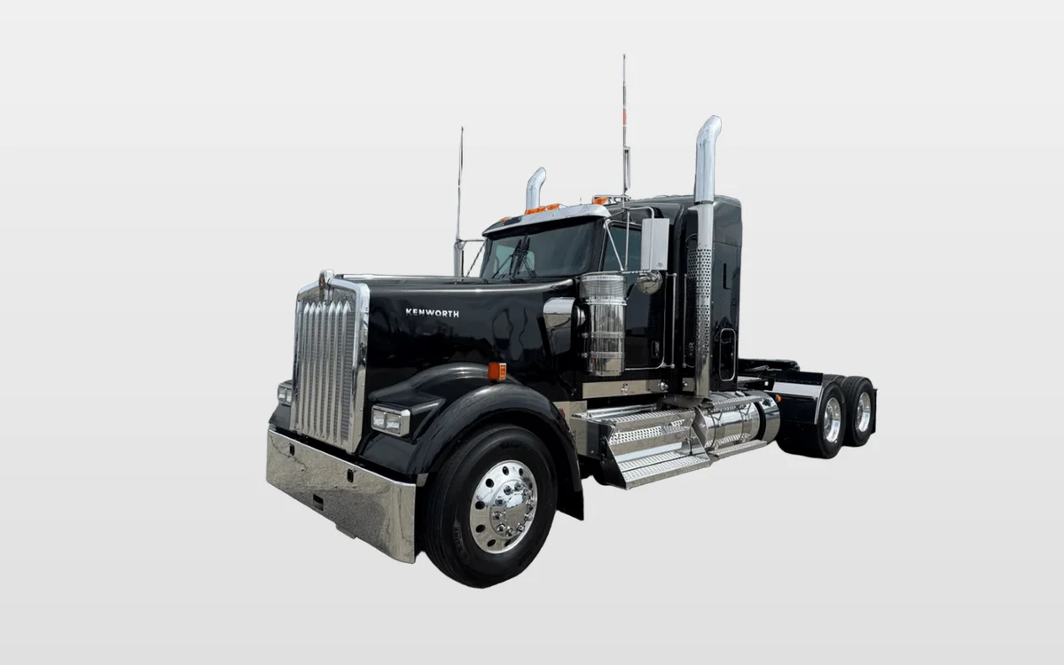 2027 Kenworth W900 - image 1
