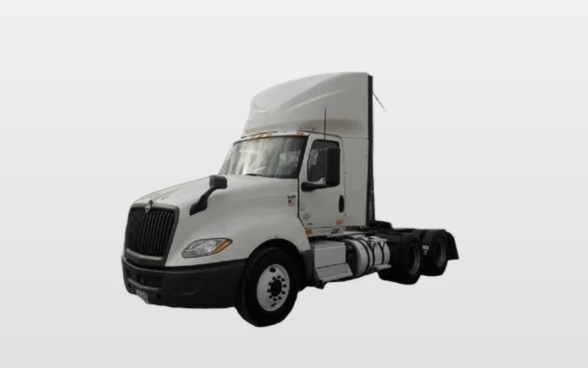 2020 International LT - image 1