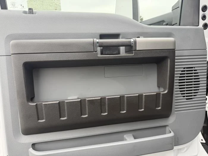 2026 Ford F-750 — photo 35