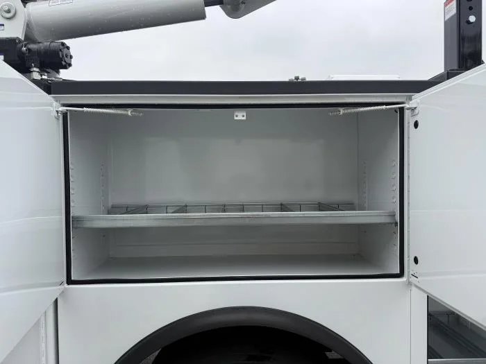 2026 Ford F-750 — photo 23