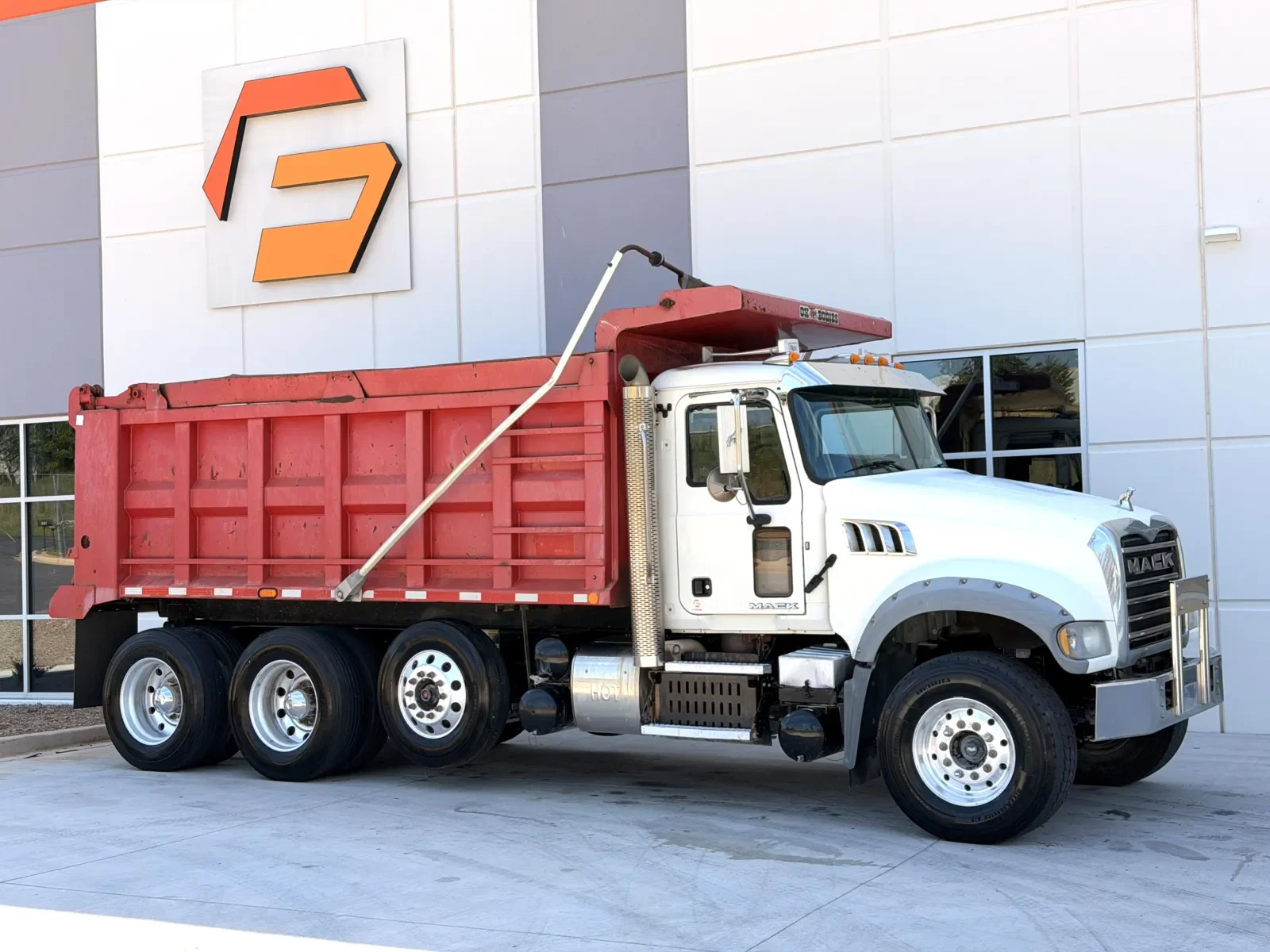2017 Mack Granite in Greer, SC — photo 2