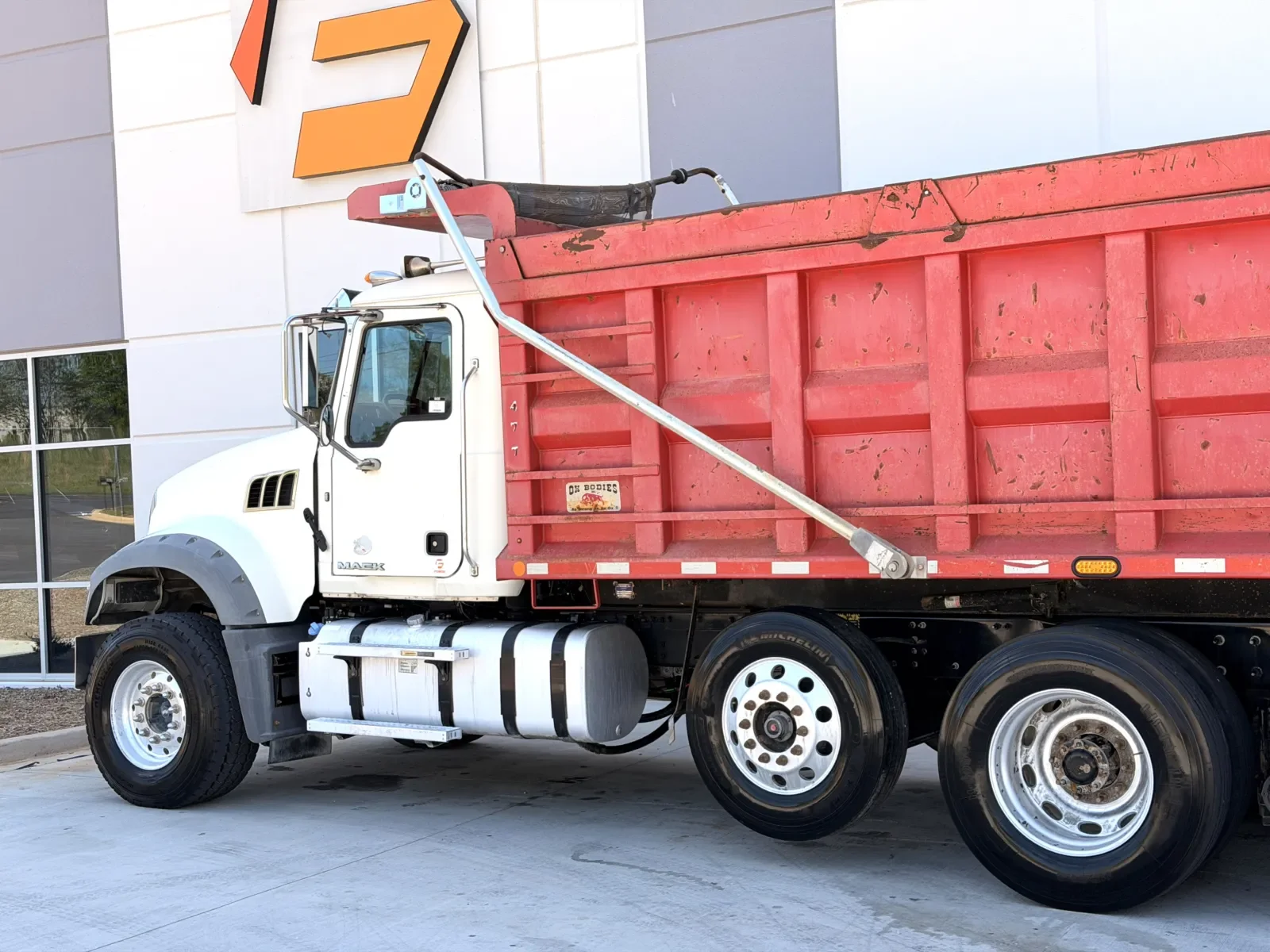 2017 Mack Granite in Greer, SC — photo 9