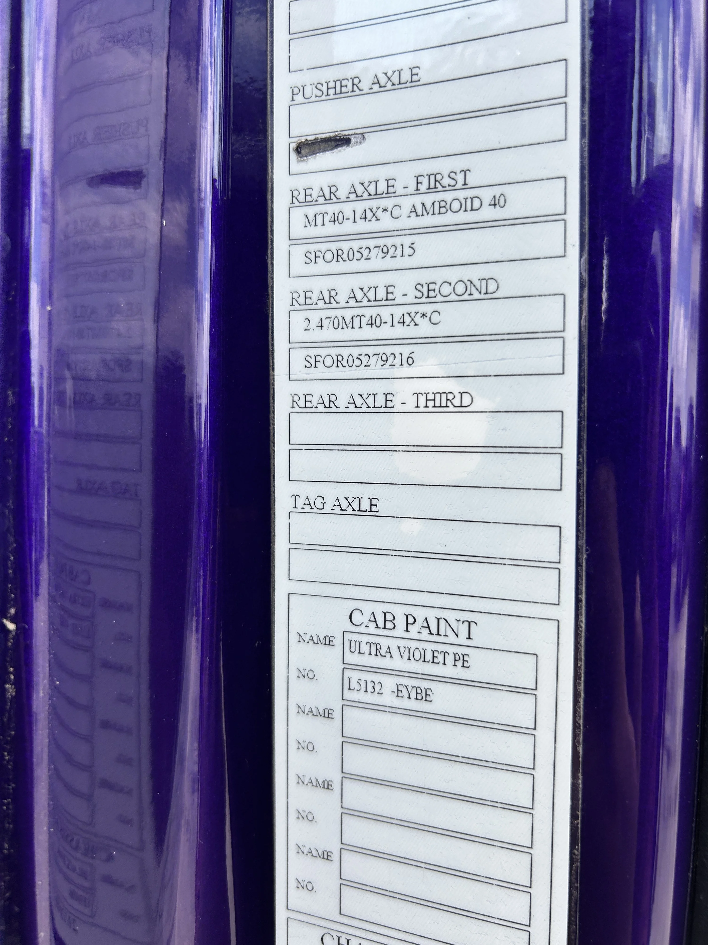 2019 Volvo VNL 860 - image 22