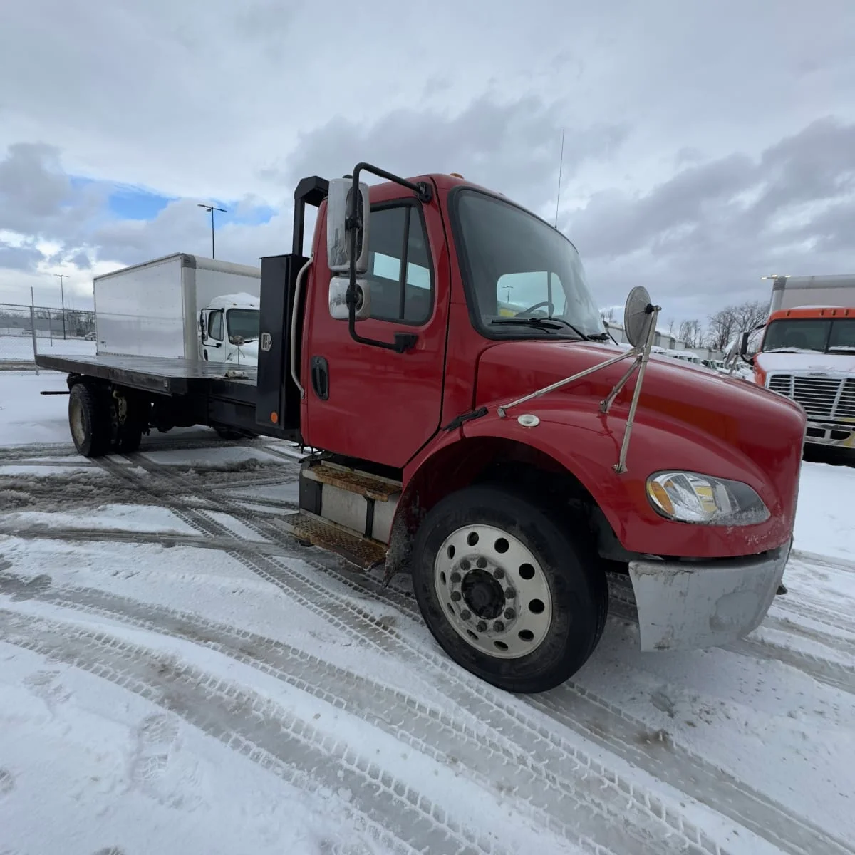 2018 Freightliner M2 106 in Syracuse, NY — photo 3