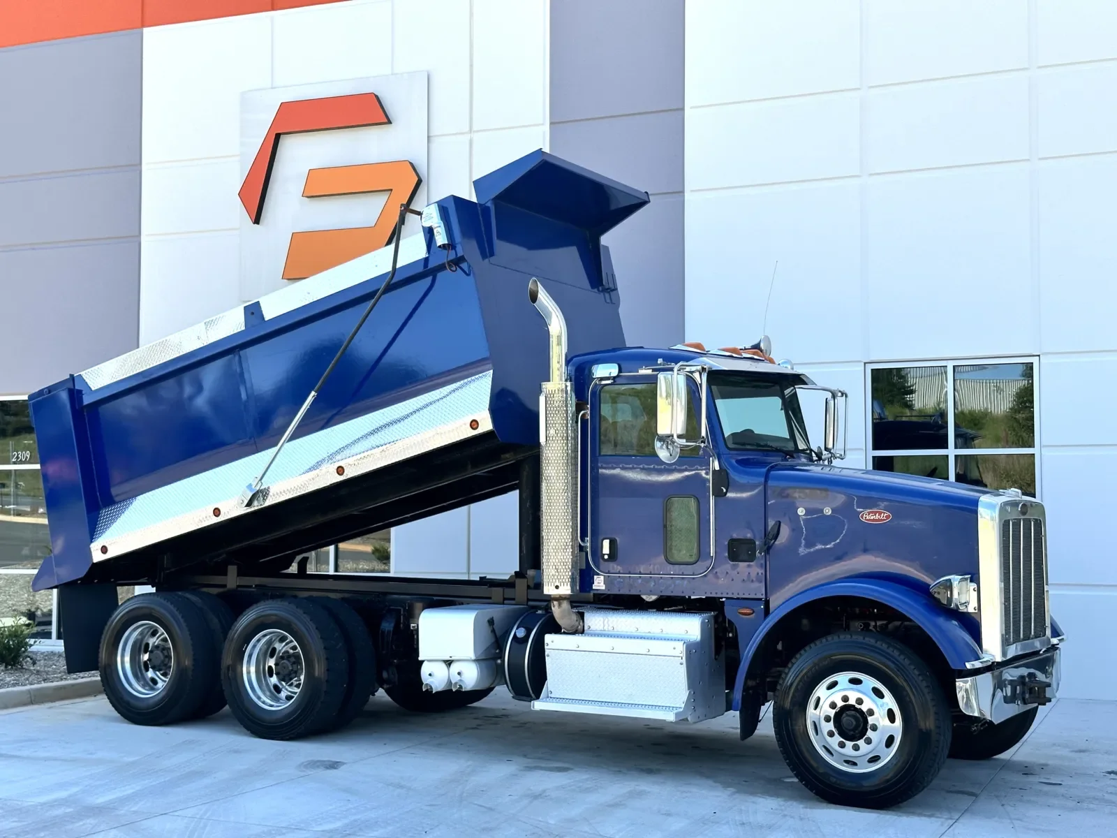 2016 Peterbilt 365