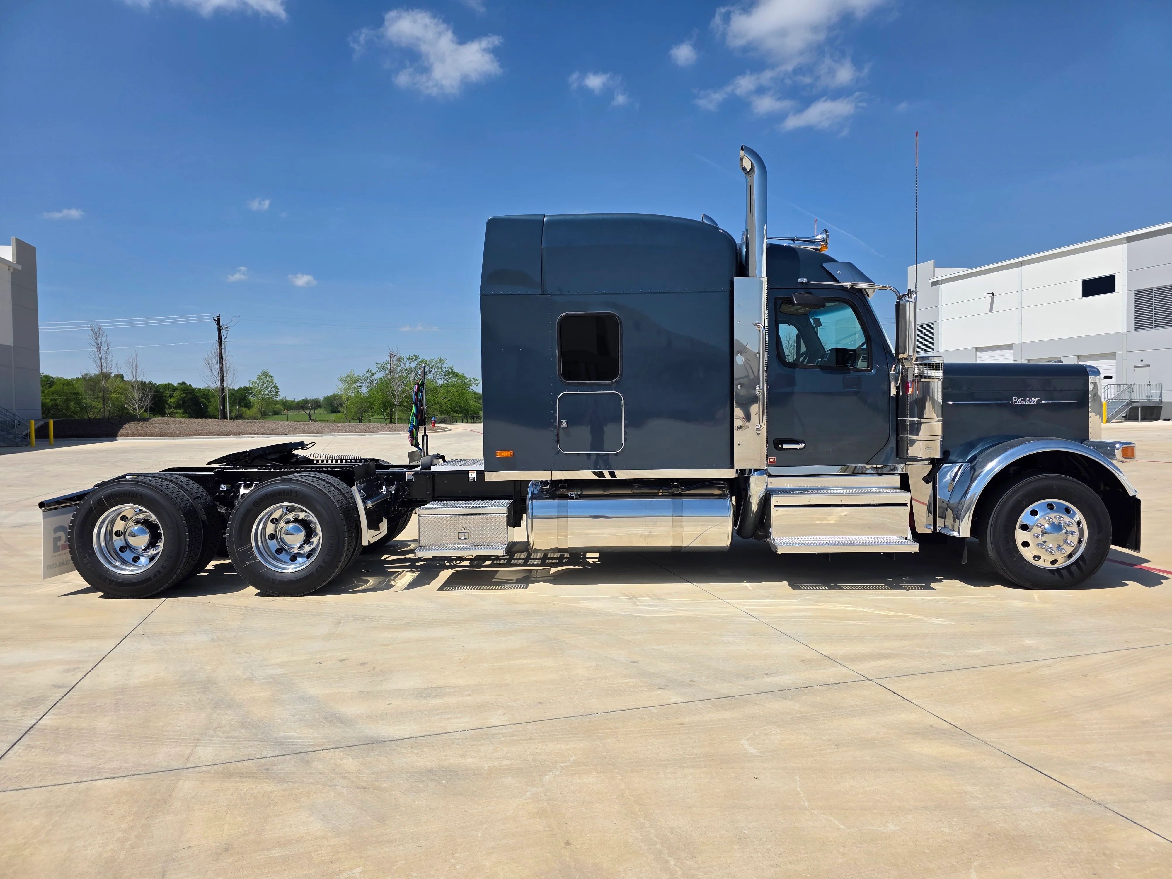 2027 Peterbilt 589 in Dunn, NC — photo 6