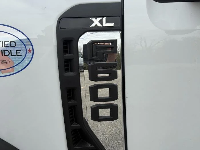 2026 Ford F-600 — photo 10