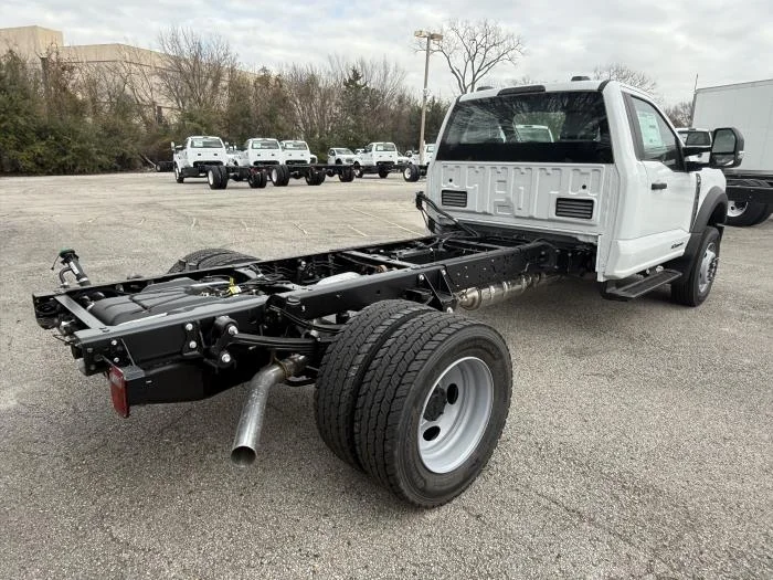 2026 Ford F-600 — photo 6