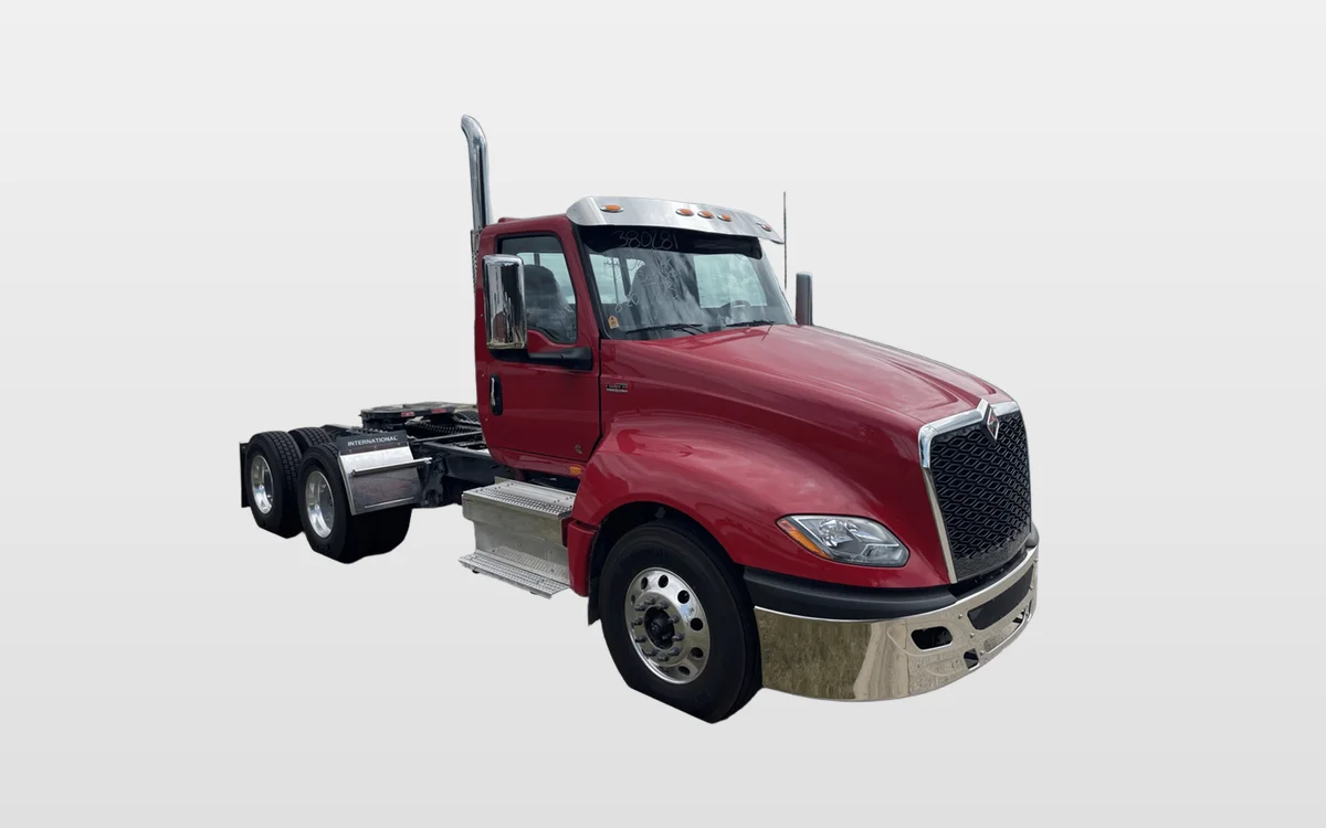 2025 International LT - image 1