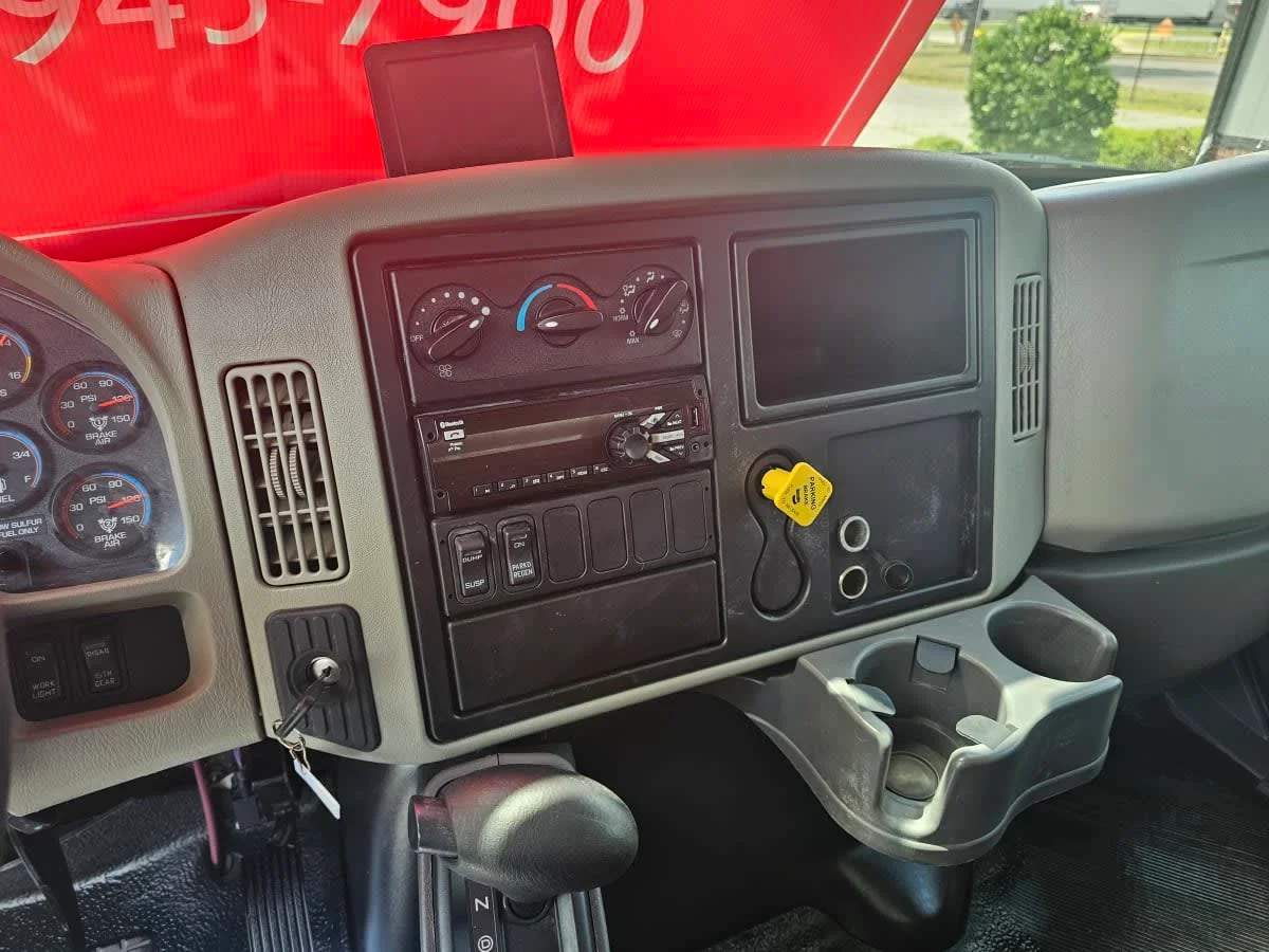 2019 International 4300 in North Little Rock, AR — photo 11