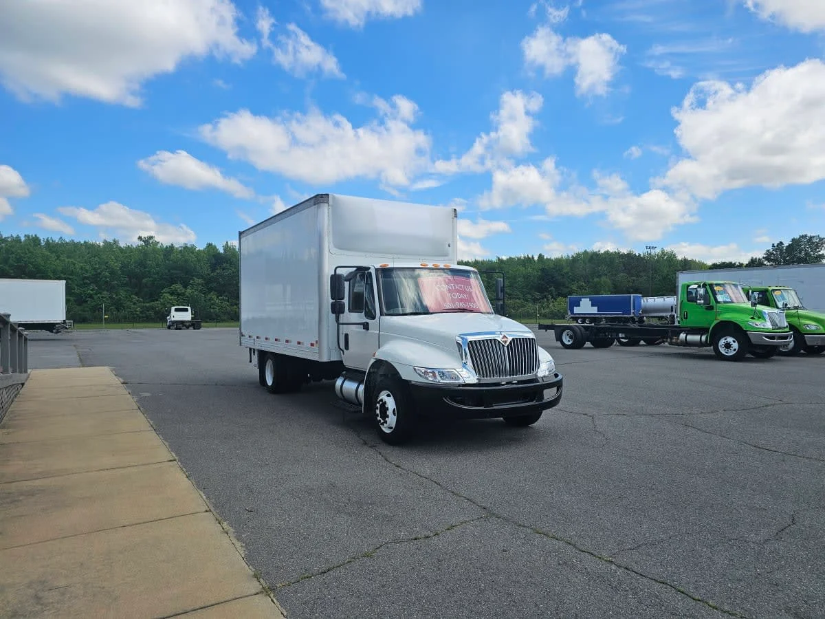 2019 International 4300 in North Little Rock, AR — photo 3