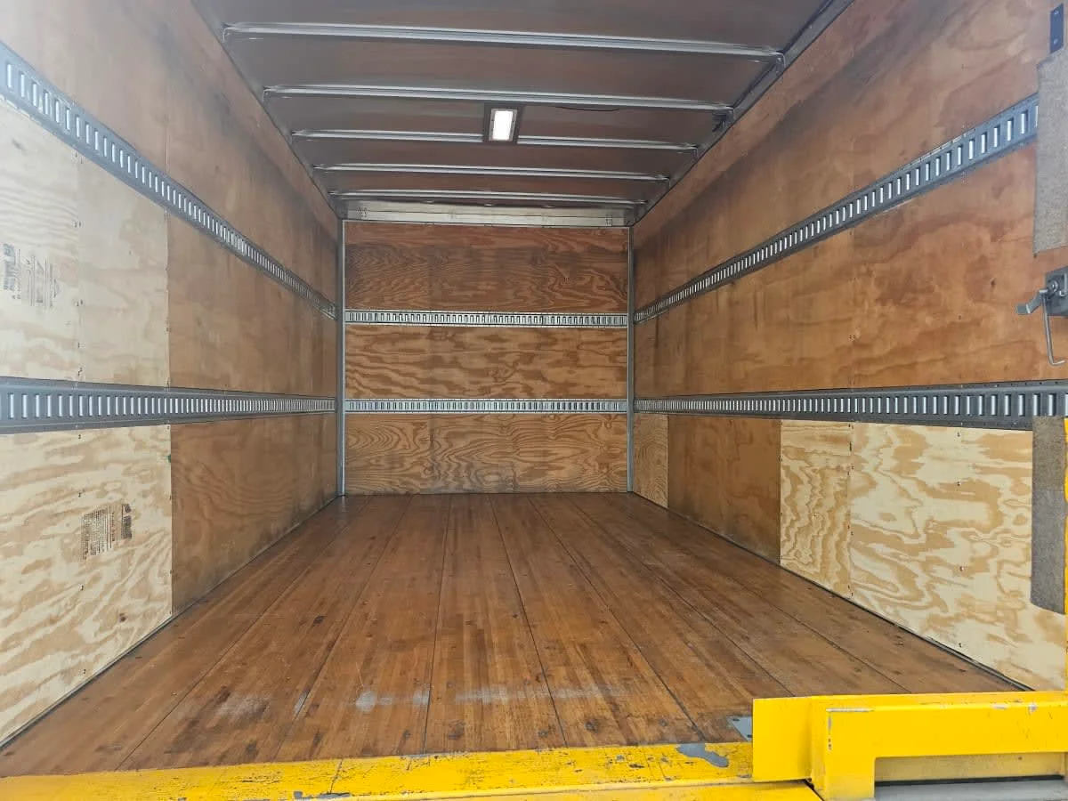 2019 International 4300 in North Little Rock, AR — photo 8