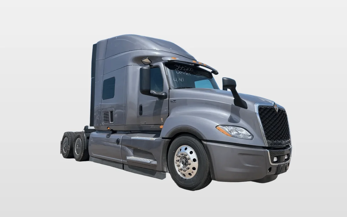 2025 International LT - image 1