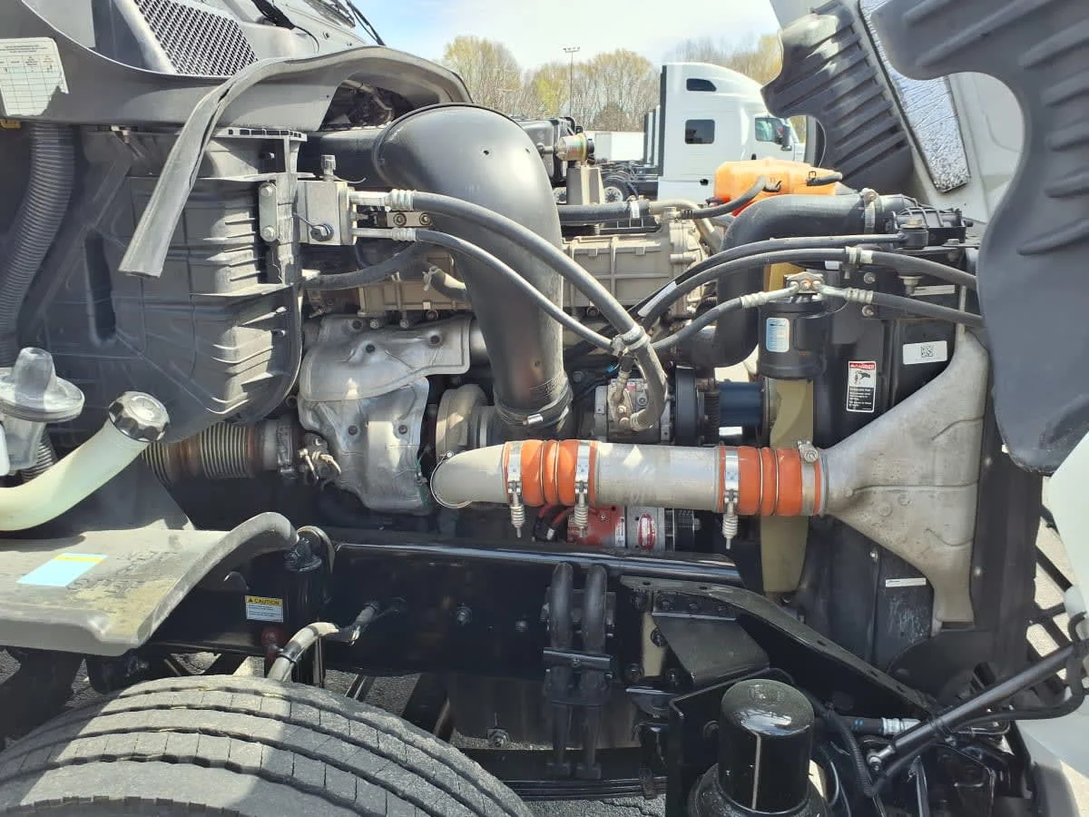 2018 Freightliner Cascadia in North Little Rock, AR — photo 10