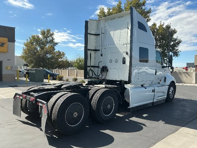 2022 International LT in Ogden, UT — photo 7
