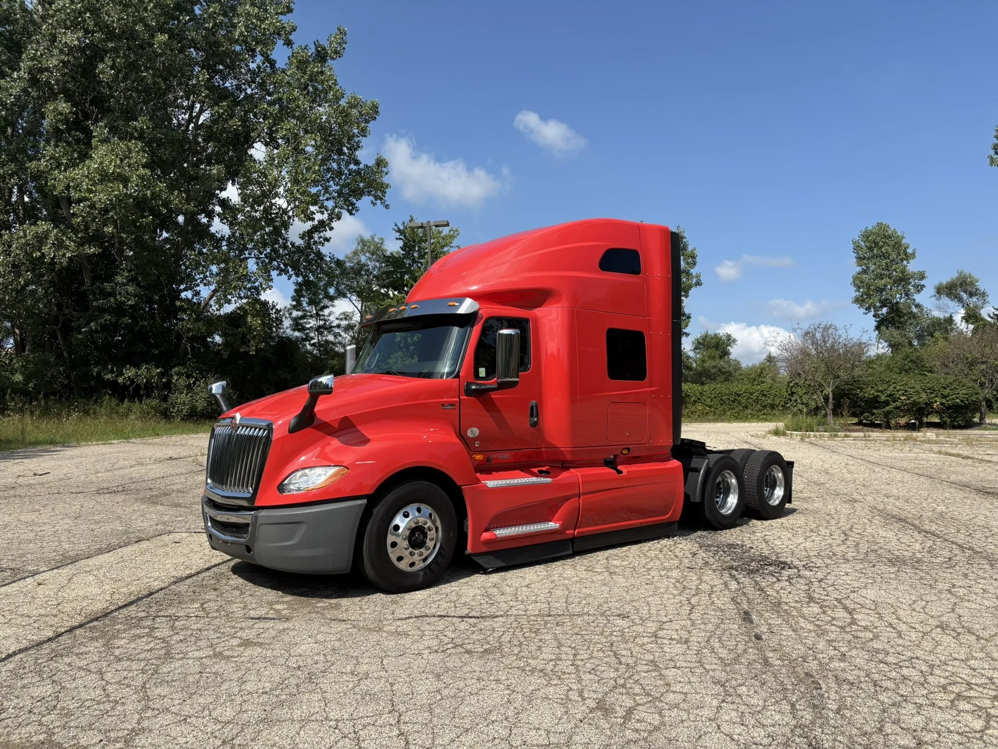 2022 International LT