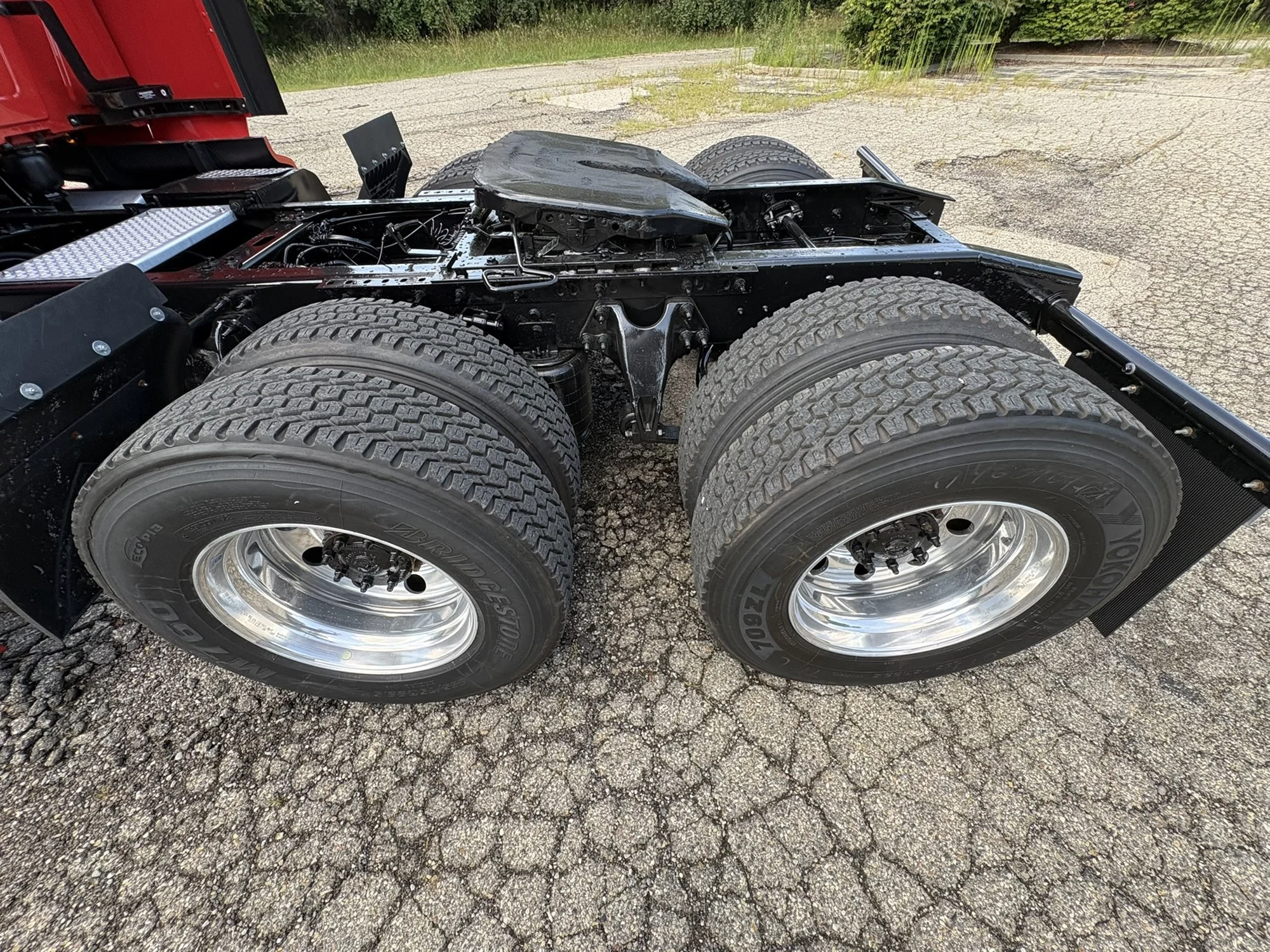 2022 International LT in MI — photo 11