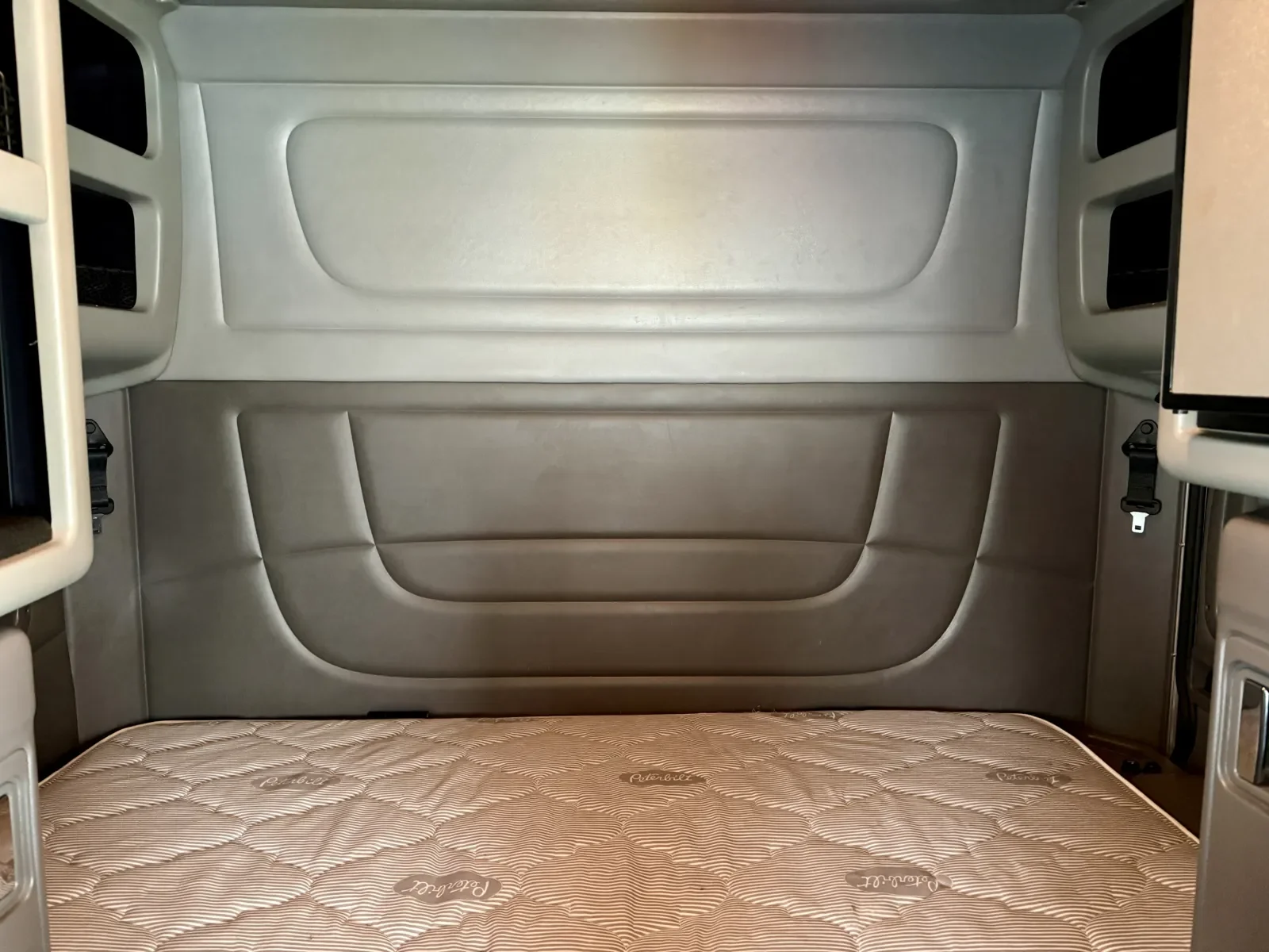 2024 Peterbilt 389 - image 23