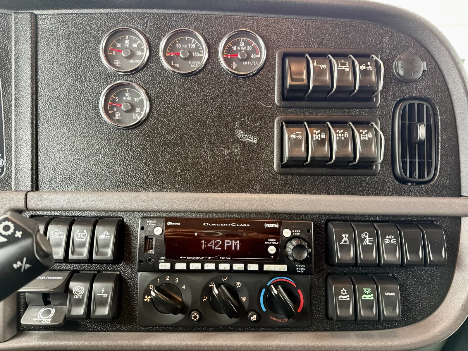 2024 Peterbilt 389 - image 18