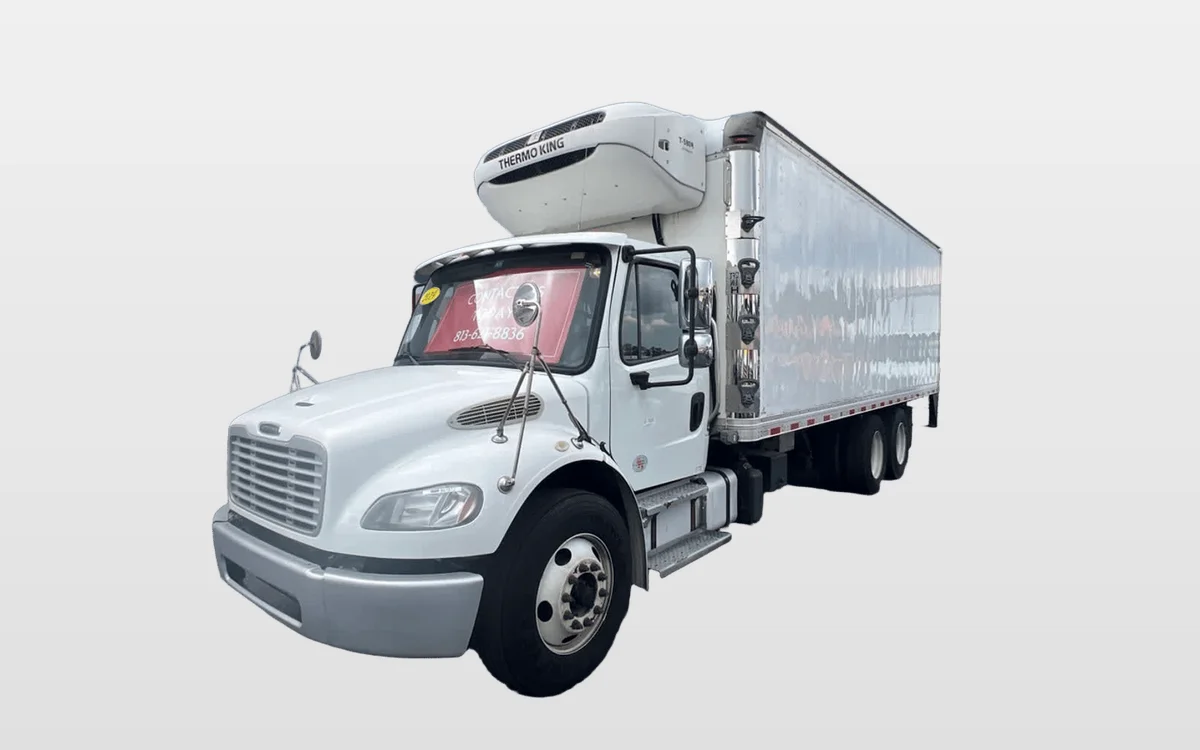 2019 Freightliner M2 106 in Tampa, FL