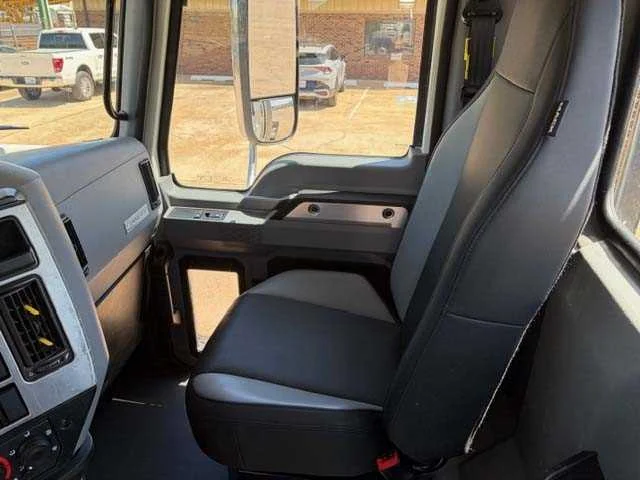 2021 Mack Pinnacle - image 14