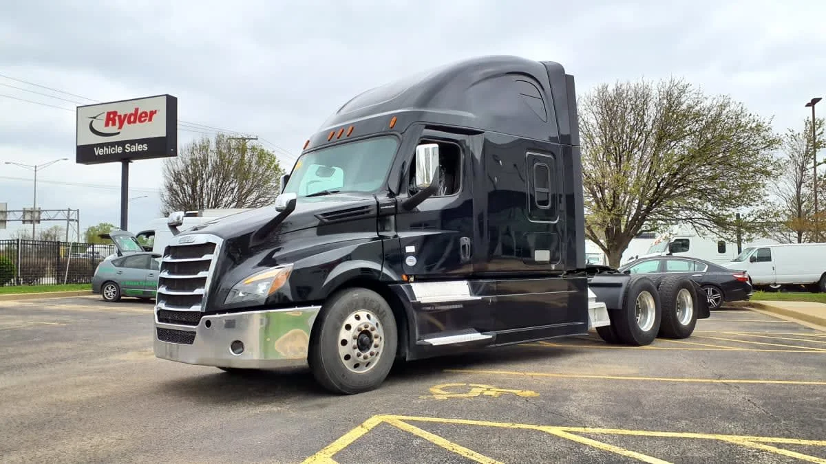 2021 Freightliner Cascadia in Bolingbrook, IL
