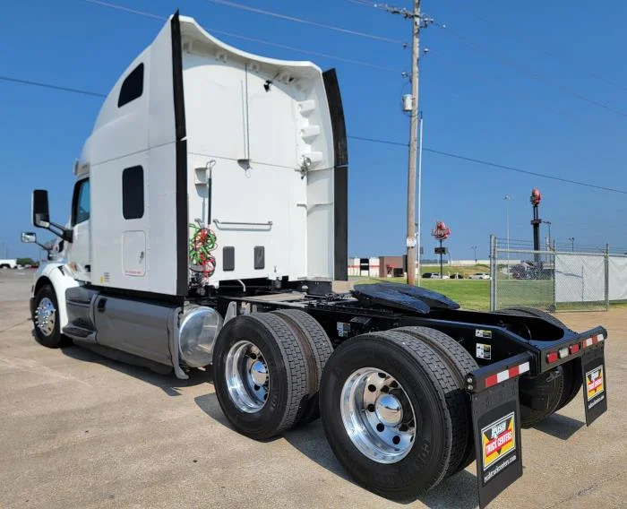 2021 Peterbilt 579 - image 5