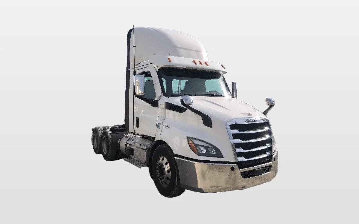 2021 Freightliner Cascadia - image 1