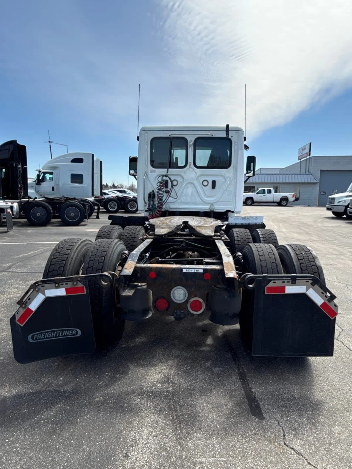 2020 Freightliner Cascadia in Oak Creek, WI — photo 5