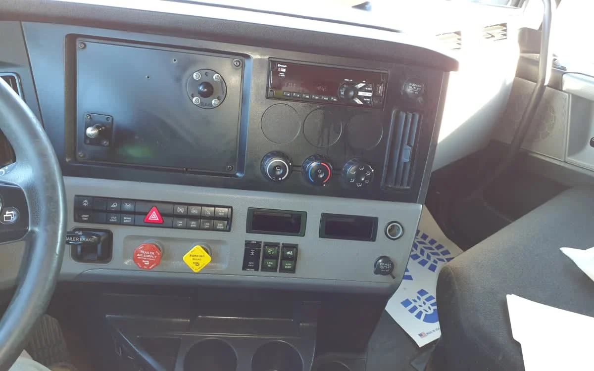 2019 Freightliner Cascadia in Birmingham, AL — photo 13
