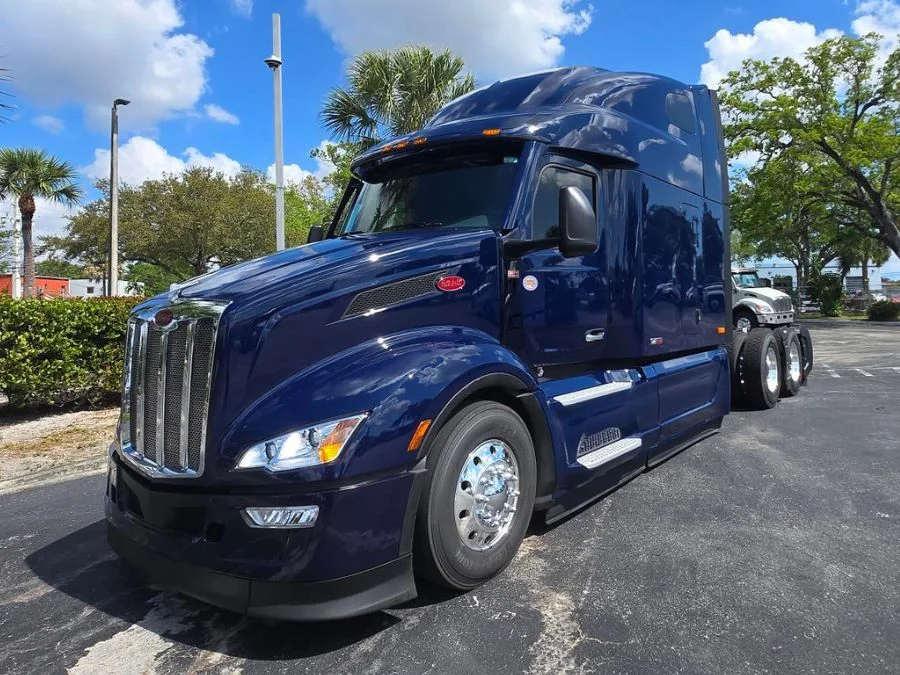 2026 Peterbilt 579 in Baltimore, MD — photo 2