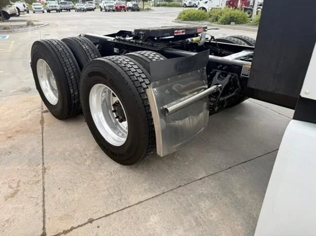 2024 Peterbilt 579 in Salt Lake City, UT — photo 4