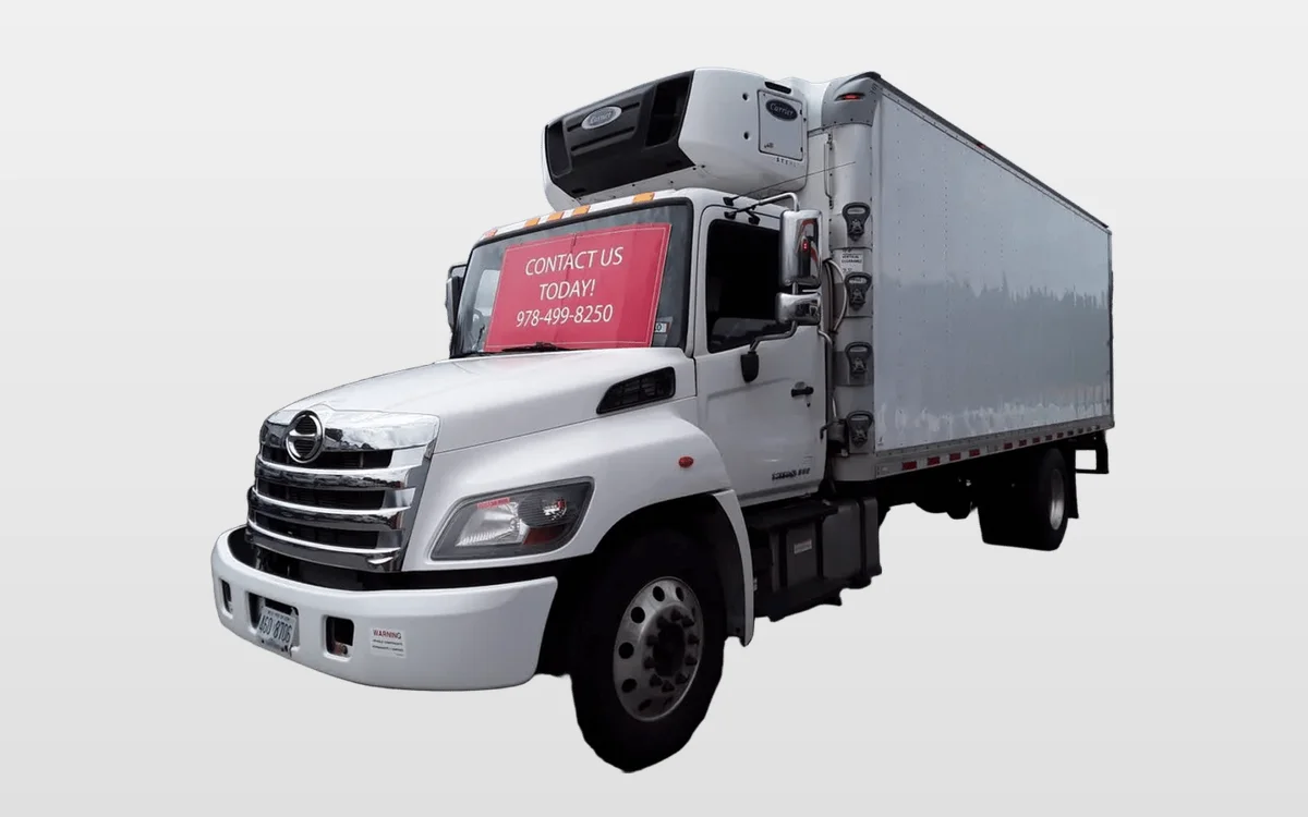 2020 Hino 268 - image 1