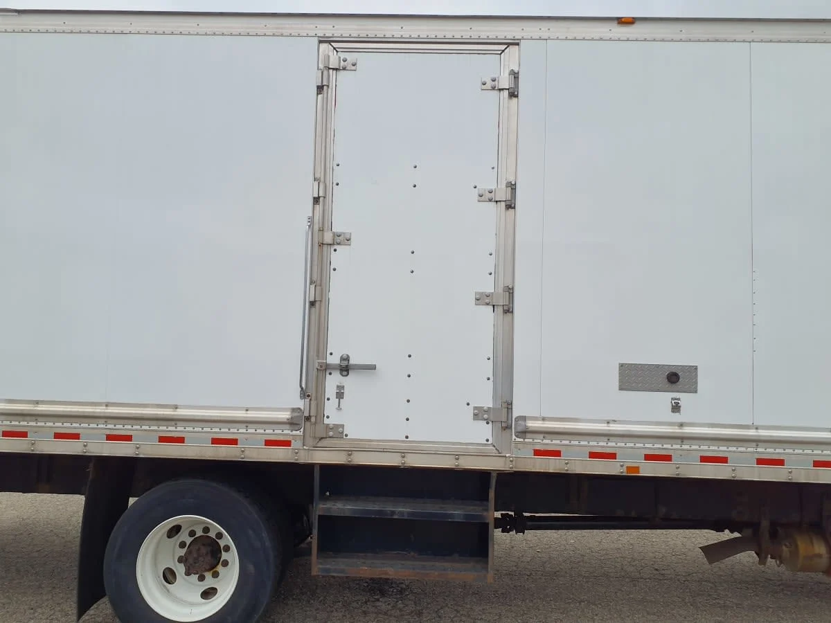 2019 International 4300 in Wayland, MI — photo 17