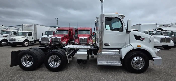 2023 Peterbilt 567 - image 7