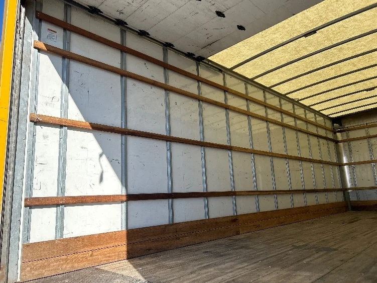 2021 International MV - image 10